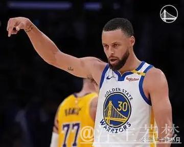 库里37分率勇士逆袭 詹姆斯33+9难救湖人 库里37分率勇士逆袭 詹姆斯33+9难救湖人