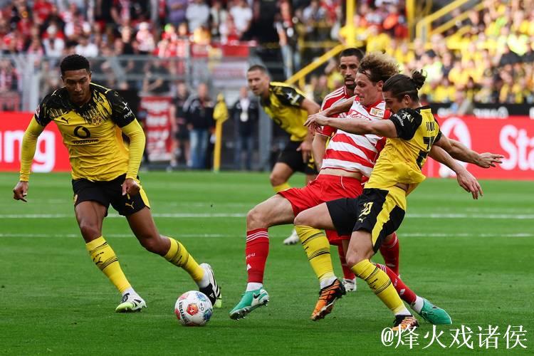 德甲重燃战火空场举行 鲁尔区德比多特四球大胜