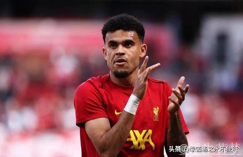 巴萨放弃拉什福德，专注引进路易斯·迪亚斯